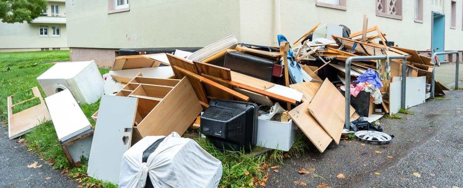 Sacramento Junk Removal & Furniture Hauling Companies